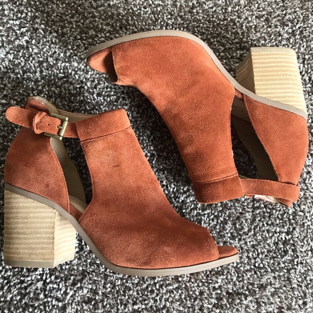 SOLE SOCIETY Ferris - Suede Booties - Size 7 - Picture 3 of 8